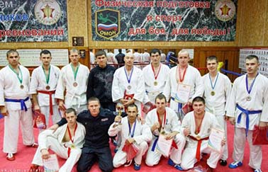 Юрий Бузмаков помогает в организации турниров по рукопашному бою ОМОН